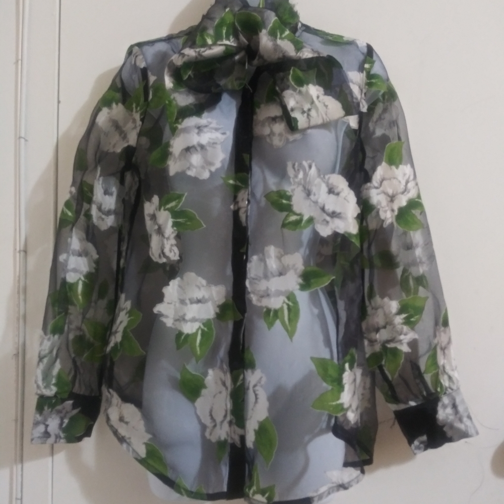 Women blouse